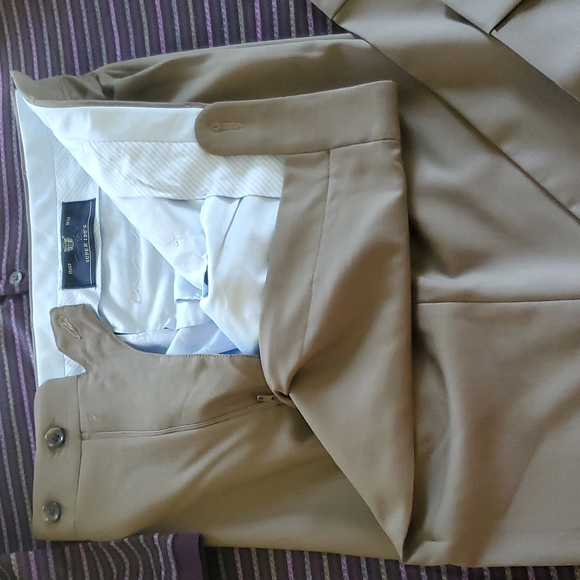 NWOT 6 East - Picture 2 of 10